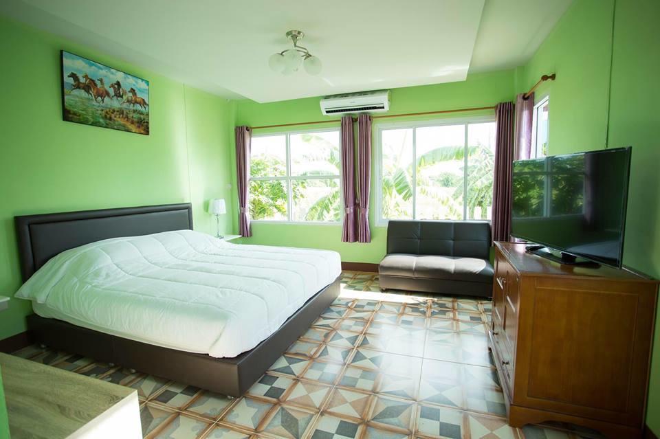 Baan Tor Mai Resort Suphan Buri Exterior photo
